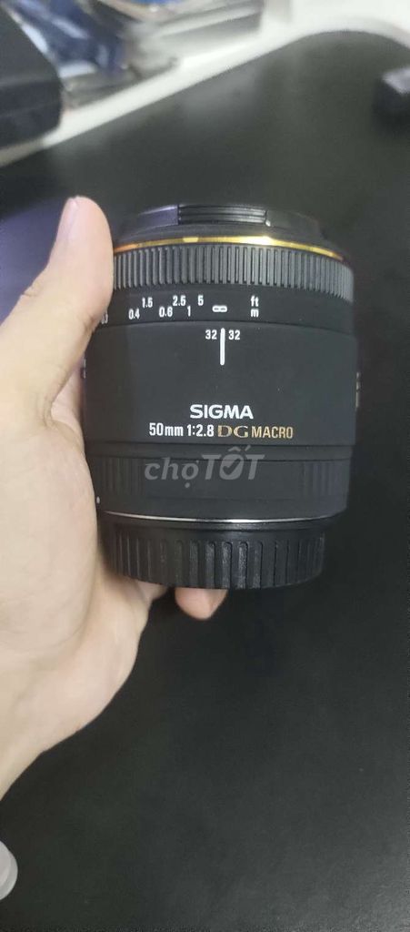 Sigma 50mm f2.8 thanh lý