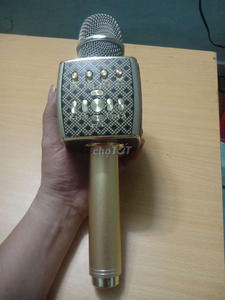 Micro karaoke YS98 Vàng. Mua bán Tivi, Âm thanh tại Thành phố Thủ Đức Tp Hồ Chí Minh được đăng bởi Minh Phát hình 1