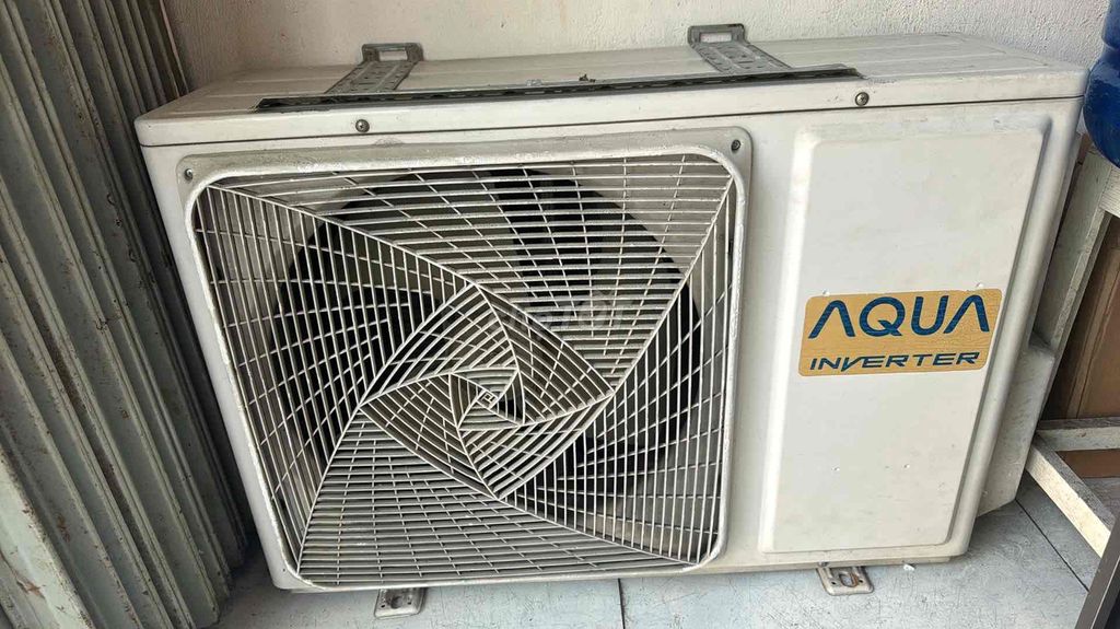 Nhà  về quê nên cần bán máy lạnh xài dc 9thang