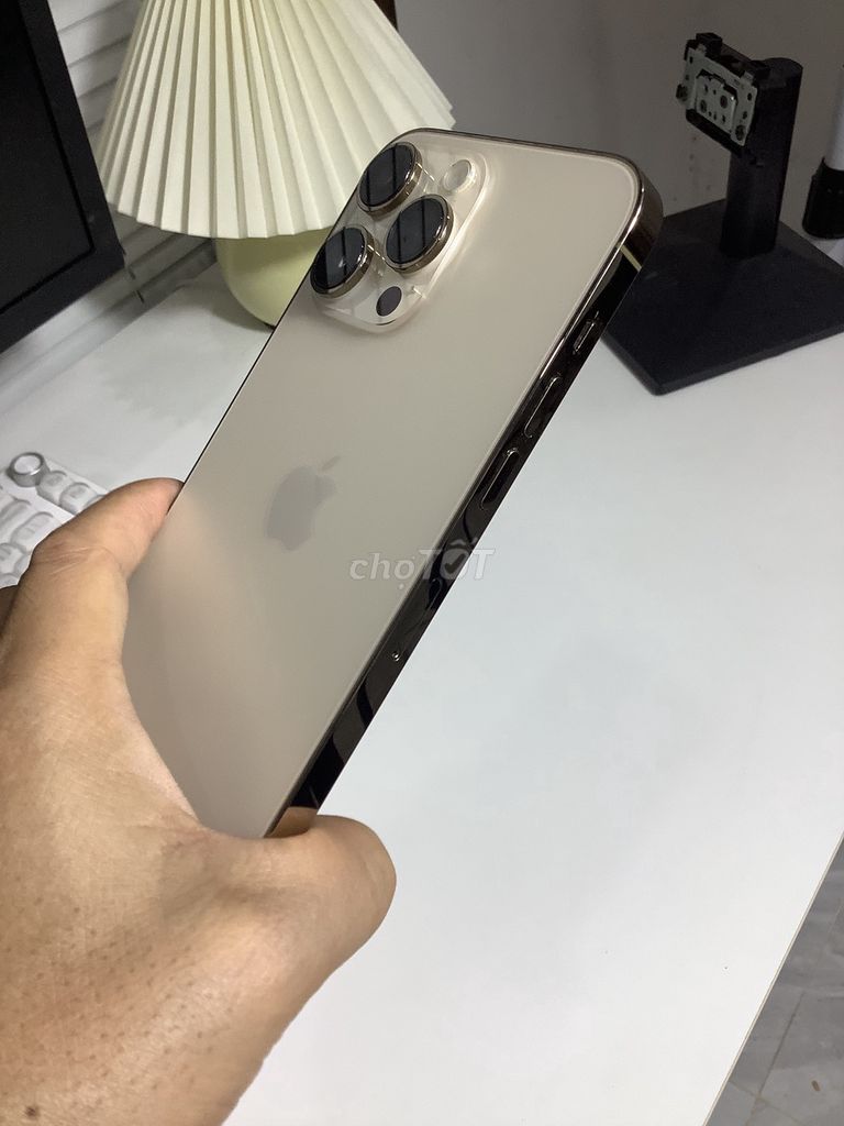 Apple iPhone 14 Pro Max 256GB Vàng Như mới. Mua bán Điện thoại tại Thành phố Long Khánh Đồng Nai được đăng bởi Khanh Tran hình 1