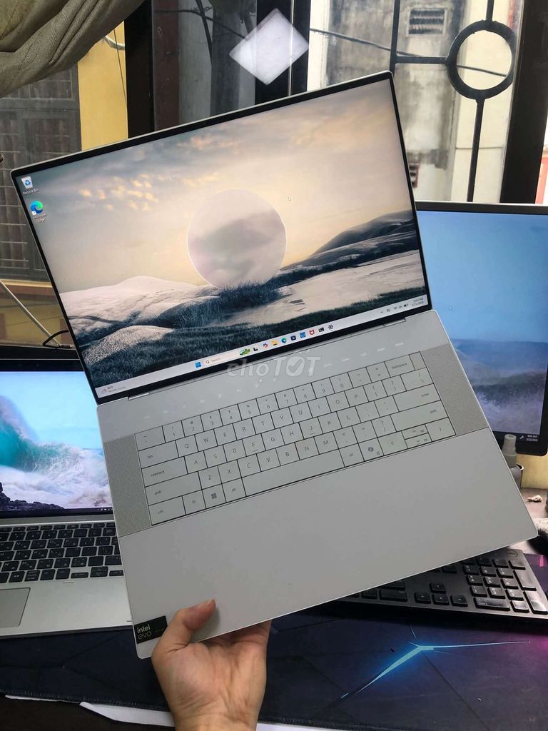 Dell XPS 16 9640 Bạc. Mua bán Laptop tại Huyện Đại Từ Thái Nguyên được đăng bởi công nguyễn hình 1