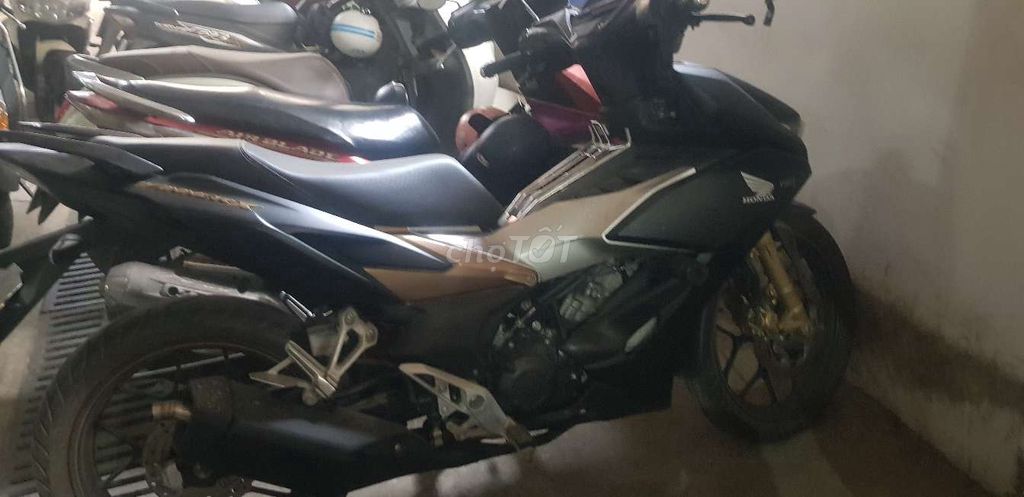 Bán e winer v2 đẹp. Mua bán Xe máy tại Quận Ba Đình Hà Nội được đăng bởi Mr Phương hình 6