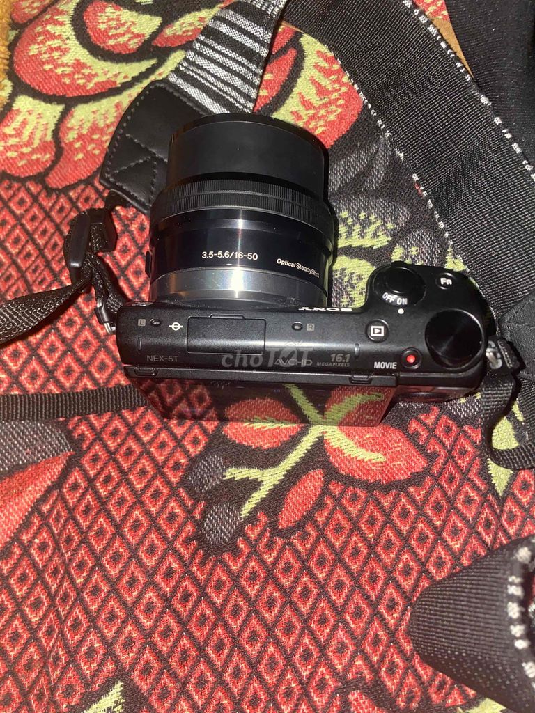 Máy ảnh Sony NEX-5T 95%. Mua bán Máy ảnh, Máy quay tại Thị xã Sa Pa Lào Cai được đăng bởi Hoàng Thảo hình 1