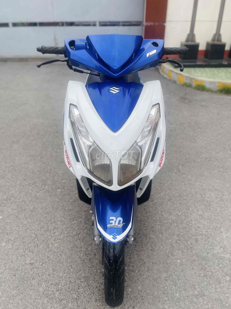 Suzuki impluse125cc đk2015 giấy tờ hợp lệ zin êm