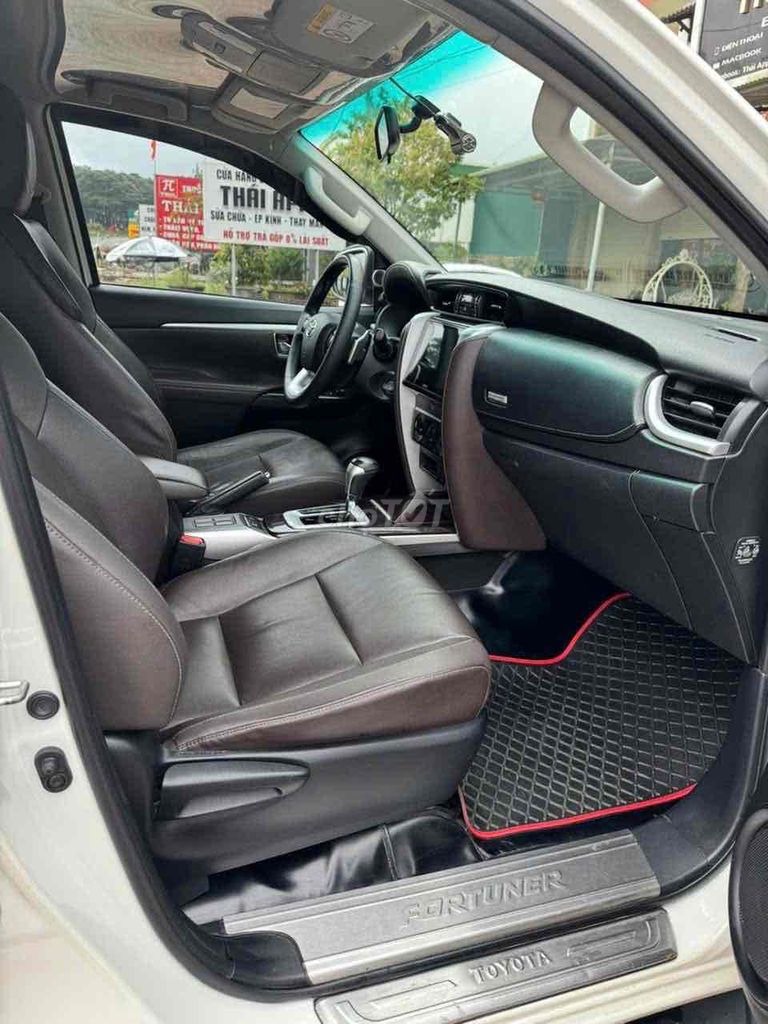 Toyota Fortuner 2019 2.4G 4x2 AT - 89000 km. Mua bán Ô tô tại Huyện Krông Búk Đắk Lắk được đăng bởi đức bách hình 5