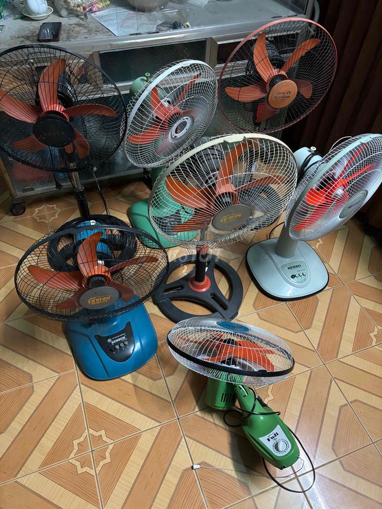 Quạt điện Nhiều màu. Mua bán Quạt tại Thị xã Tân Uyên Bình Dương được đăng bởi Nguyễn thanh viễn hình 1