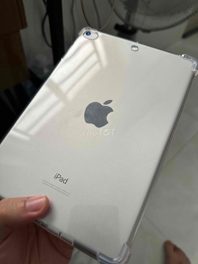 Apple iPad mini 5 64GB Bạc kèm sạc ốp. Mua bán Máy tính bảng tại Thành phố Thủ Đức Tp Hồ Chí Minh được đăng bởi Minh Sang Store Góp Bao Nợ Xấu hình 1