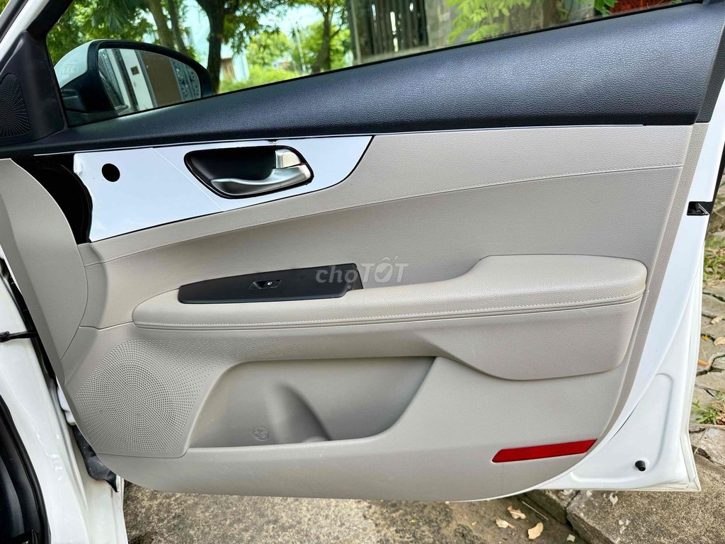 Kia Cerato 2019 1.6 AT Luxury - 77000 km. Mua bán Ô tô tại Quận Ngũ Hành Sơn Đà Nẵng được đăng bởi xuân hình 6