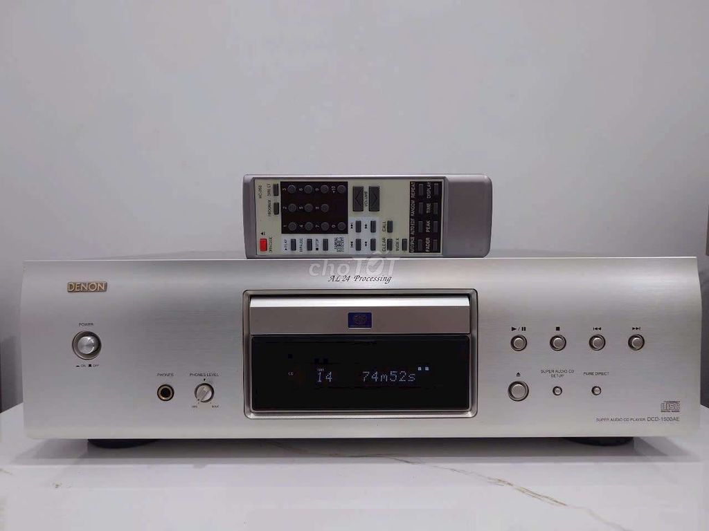 CD Denon DCD-1500AE rất đẹp, mắt mạnh.