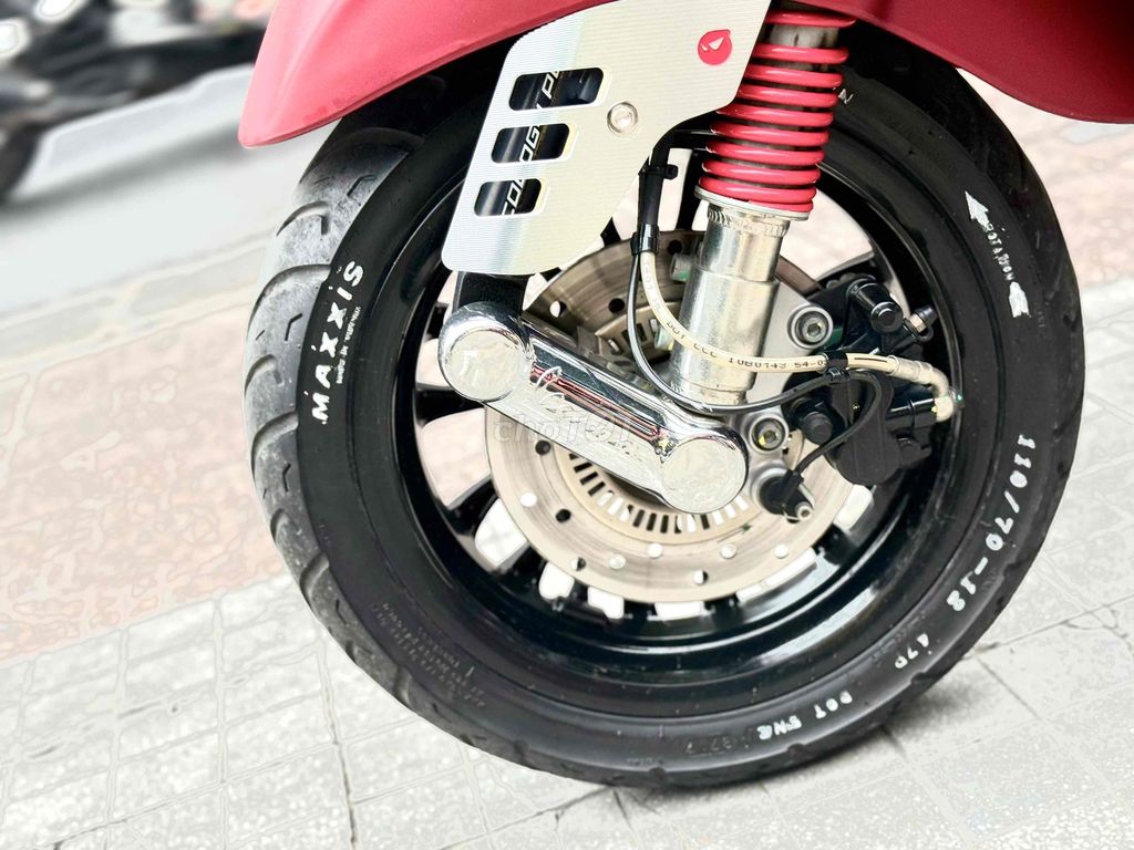 Vespa 125 abs đèn led ngay chủ ký lên đồ chơi. Mua bán Xe máy tại Huyện Trảng Bom Đồng Nai được đăng bởi Hùng hình 8