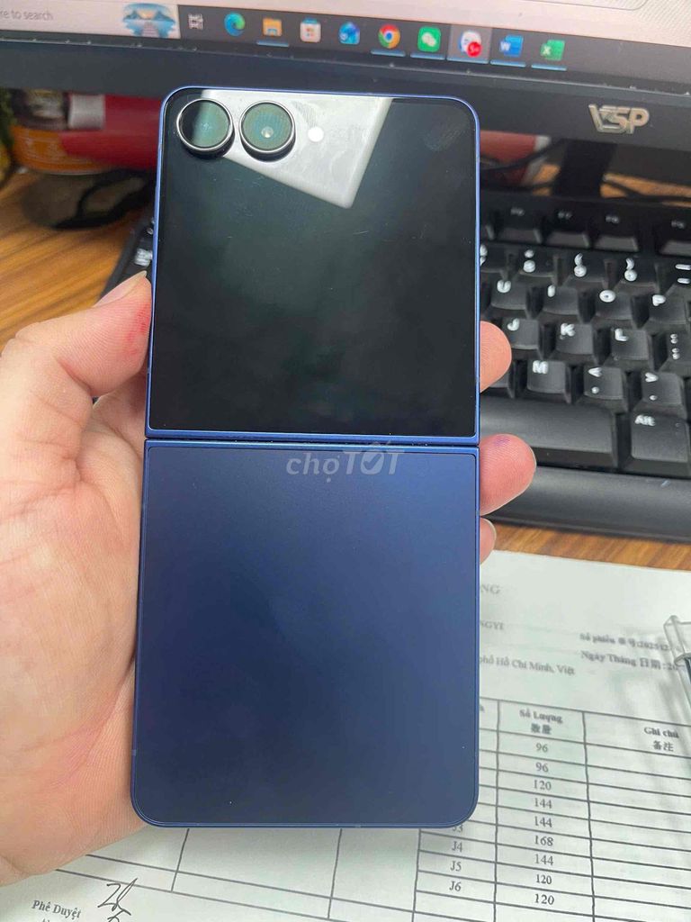 samsung zlip 7. Mua bán Điện thoại tại Thị xã Bến Cát Bình Dương được đăng bởi Thu Bơ Ngô hình 1