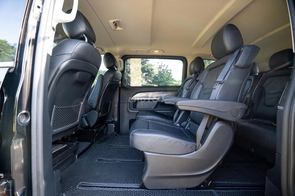 Mercedes-Benz V250 Luxury 2021 - Hỗ Trợ Vay. Mua bán Ô tô tại Quận 1 Tp Hồ Chí Minh được đăng bởi FatCar Auto hình 13