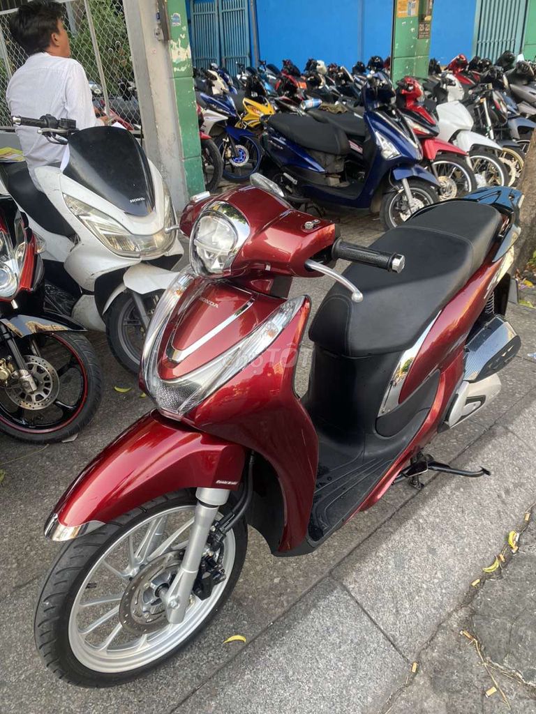 Honda SH mode 2021 mới 90% bstp chính chủ