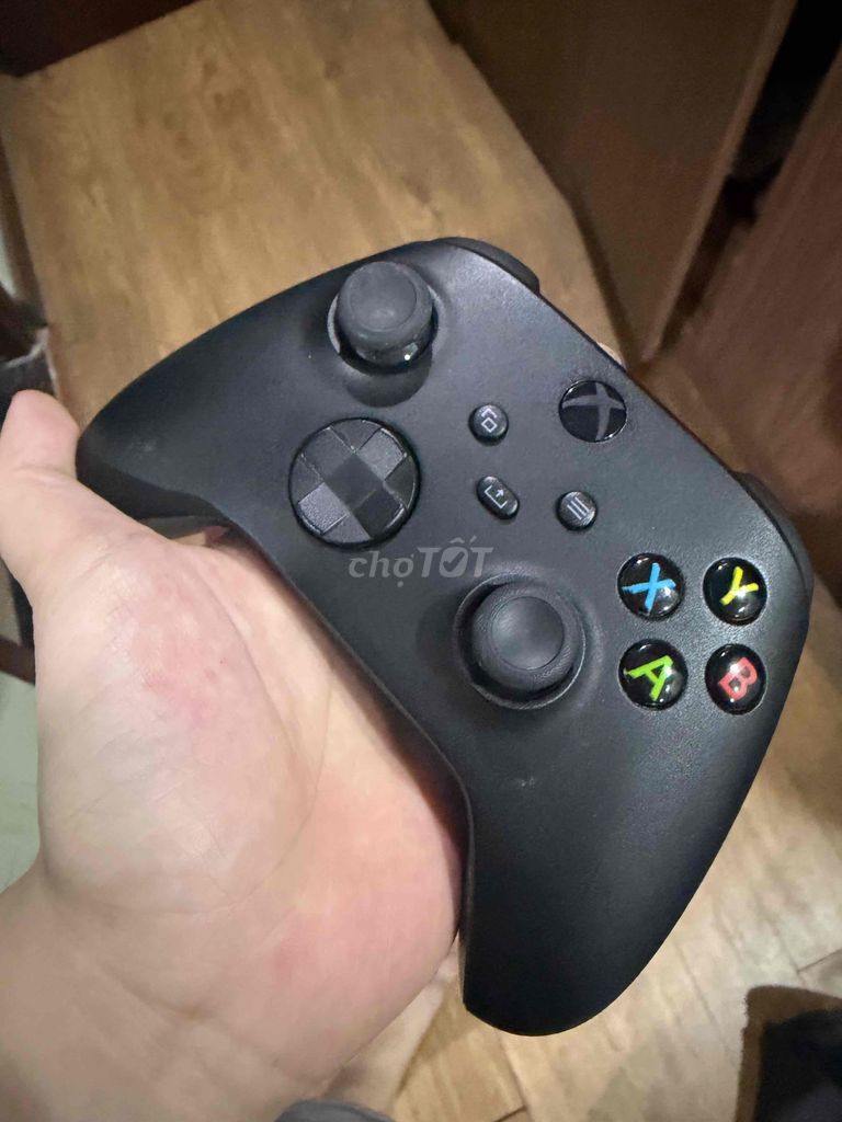 Tay cầm chơi game Xbox Đen Đã sử dụng. Mua bán Thiết bị chơi game tại Quận Tây Hồ Hà Nội được đăng bởi Nguyễn Huy hình 1