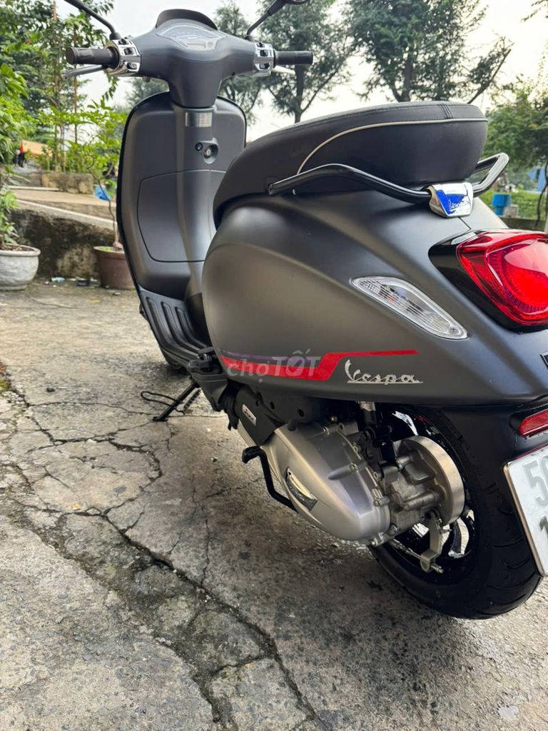 Cần bán xe Vespa Sprint 125 đăng ký 4/2025 Màu Xám. Mua bán Xe máy tại Quận Tân Bình Tp Hồ Chí Minh được đăng bởi Hoai Giang TRAN hình 2
