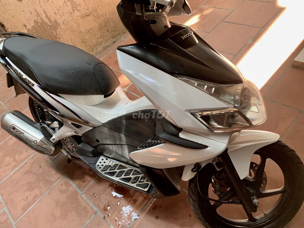 Honda Air Blade 2010 белый Таиланд