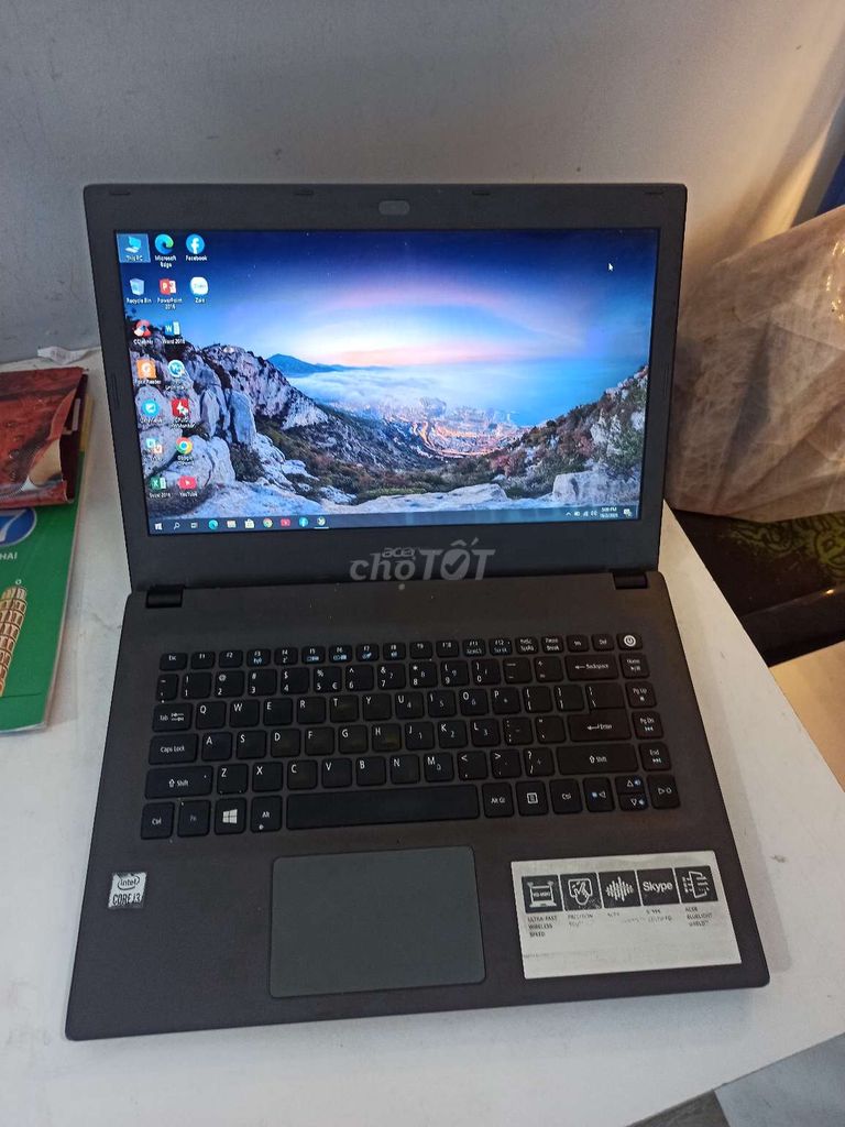 Acer e5-473.Core i3-4005.Ram 8g.ssd 128g.pin 2h