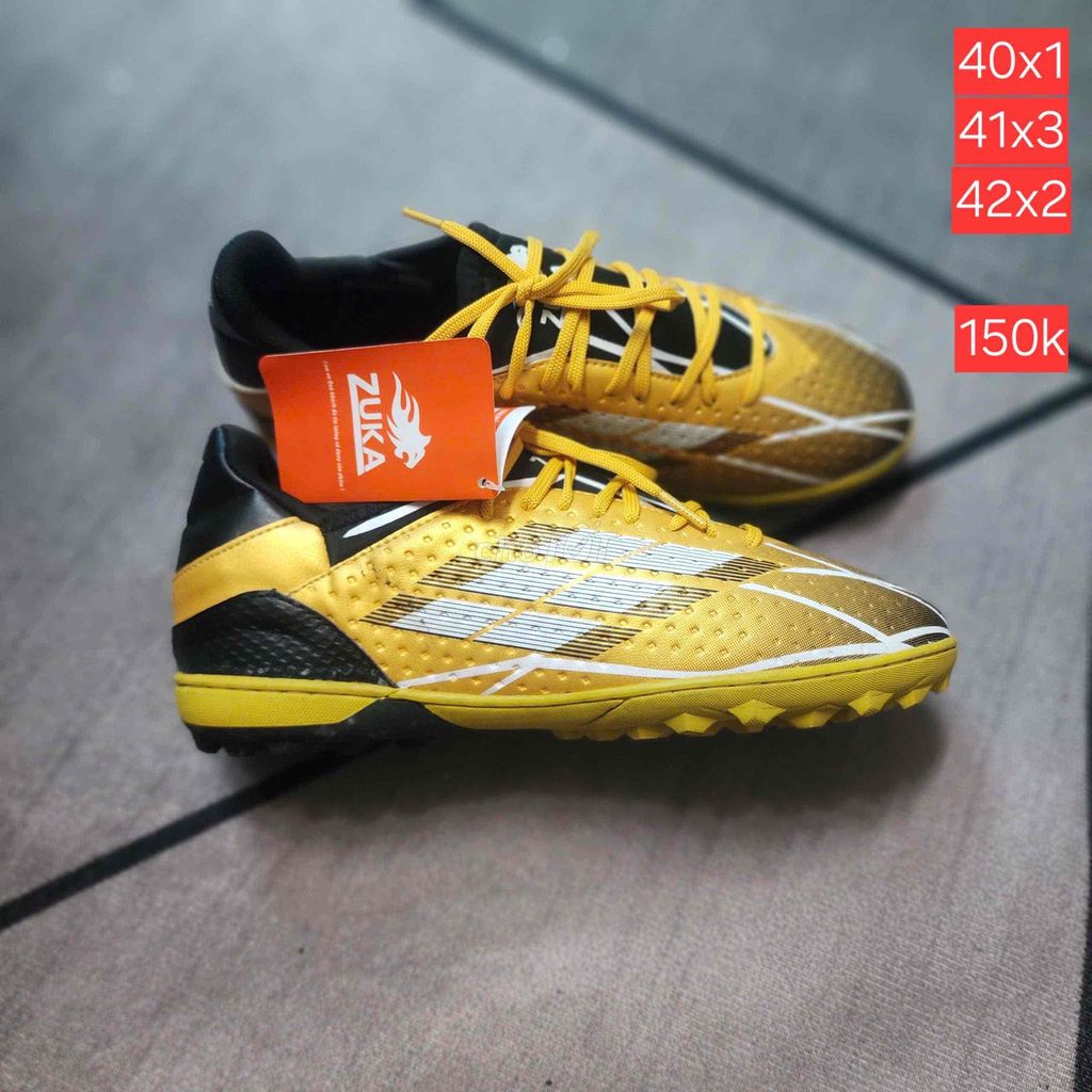 Giày bóng đá ZUKA Nam Vàng size 40, 41, 42. Mua bán Đồ thể thao, Dã ngoại tại Quận Hoàng Mai Hà Nội được đăng bởi Vuagiay2hand hình 1