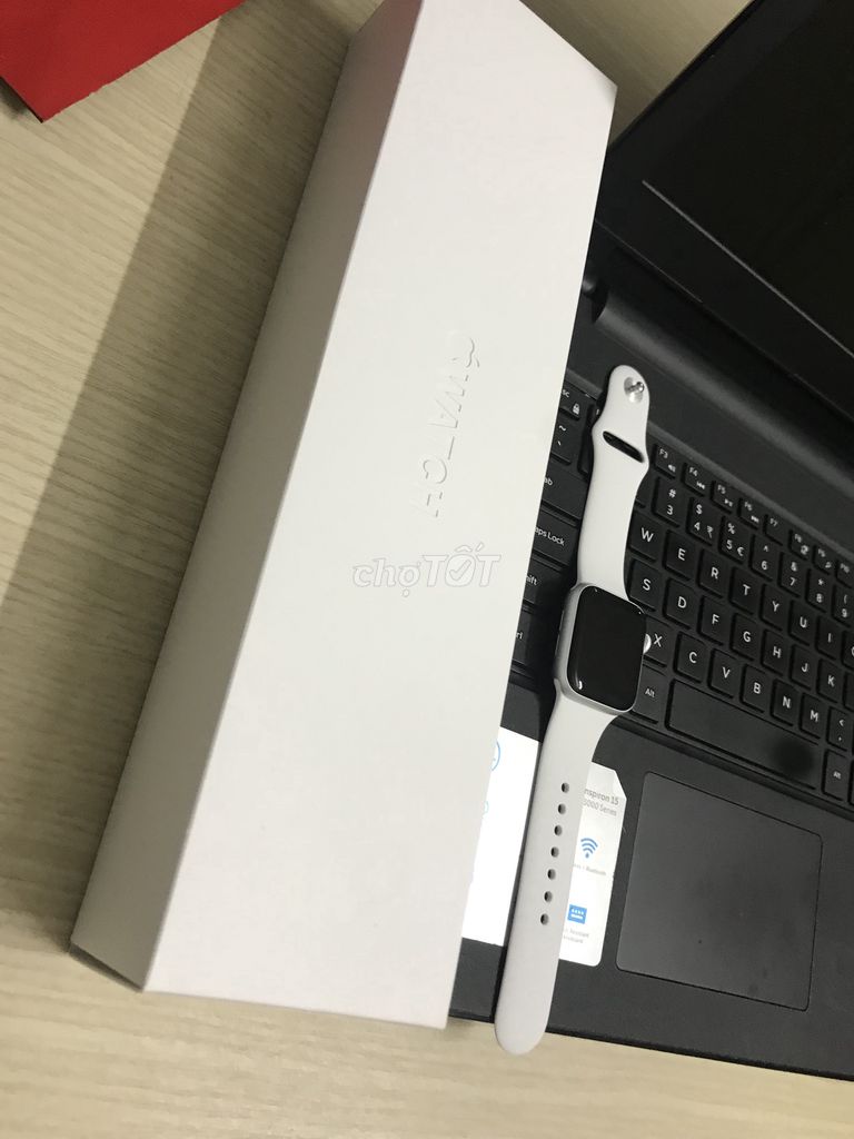 Bán Apple Watch Series 4 Vỏ Nhôm, Nguyên Zin. Mua bán Thiết bị đeo thông minh tại Quận Gò Vấp Tp Hồ Chí Minh được đăng bởi Viet Dung hình 5