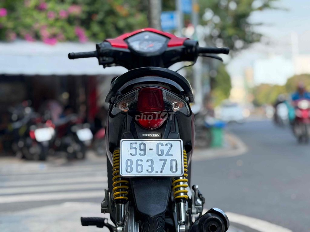 xe biển số thành phố chính chủ công chứng sang tên. Mua bán Xe máy tại Quận Tân Phú Tp Hồ Chí Minh được đăng bởi   Toàn Giàu  hình 4