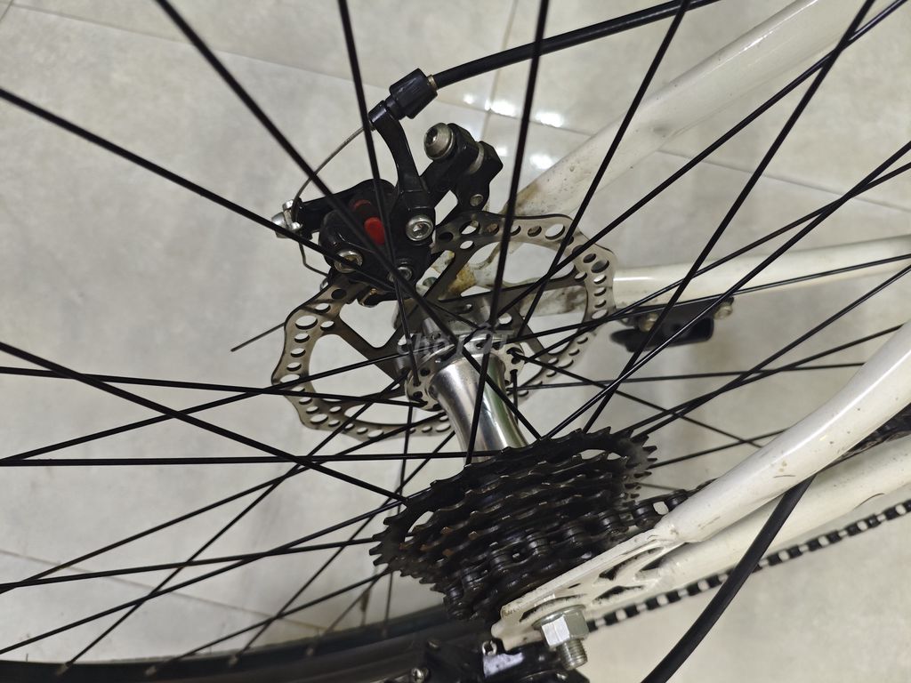 Xe đạp thể thao , NEW 90% , đã thay 3 món BẠC ĐẠN. Mua bán Xe đạp tại Quận 6 Tp Hồ Chí Minh được đăng bởi San Huynh hình 2