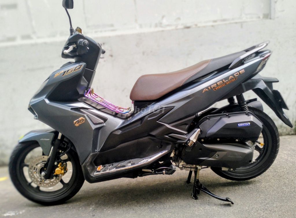 Honda Air Blade 160 Đặc biệt 2023 Xám xanh mờ