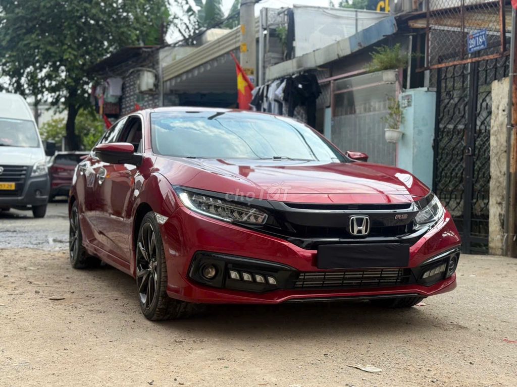 Honda Civic RS Đỏ. Mua bán Ô tô tại Thành phố Thủ Đức Tp Hồ Chí Minh được đăng bởi Nguyễn Thưởngka hình 2