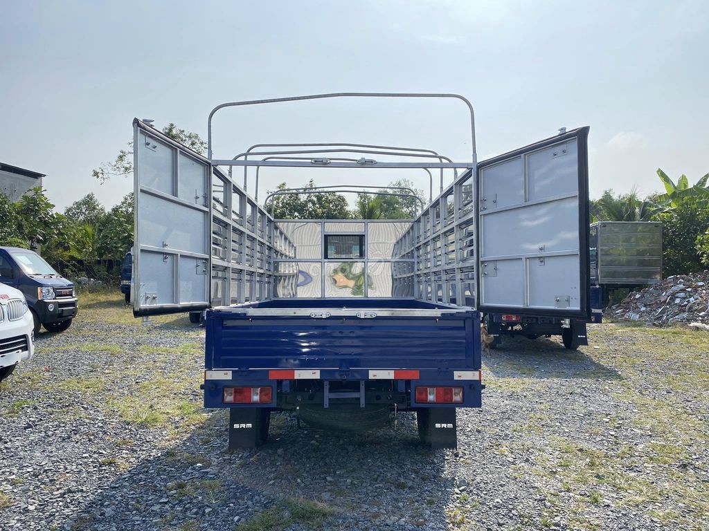 SRM 990KG T35 - Thùng 2m7 - động cơ 1.5L. Mua bán Xe tải, xe ben tại Quận Bình Thuỷ Cần Thơ được đăng bởi Hoà Ô Tô Trường Vũ hình 5