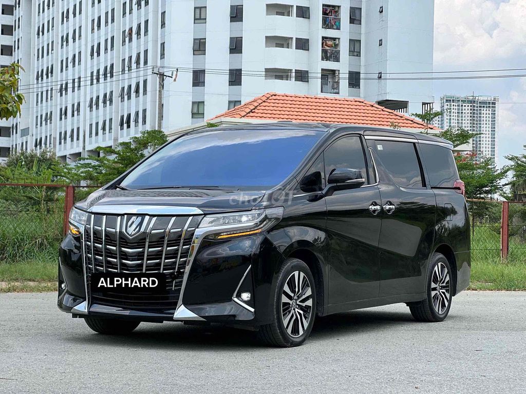 Toyota Alphard 2023 photo 3