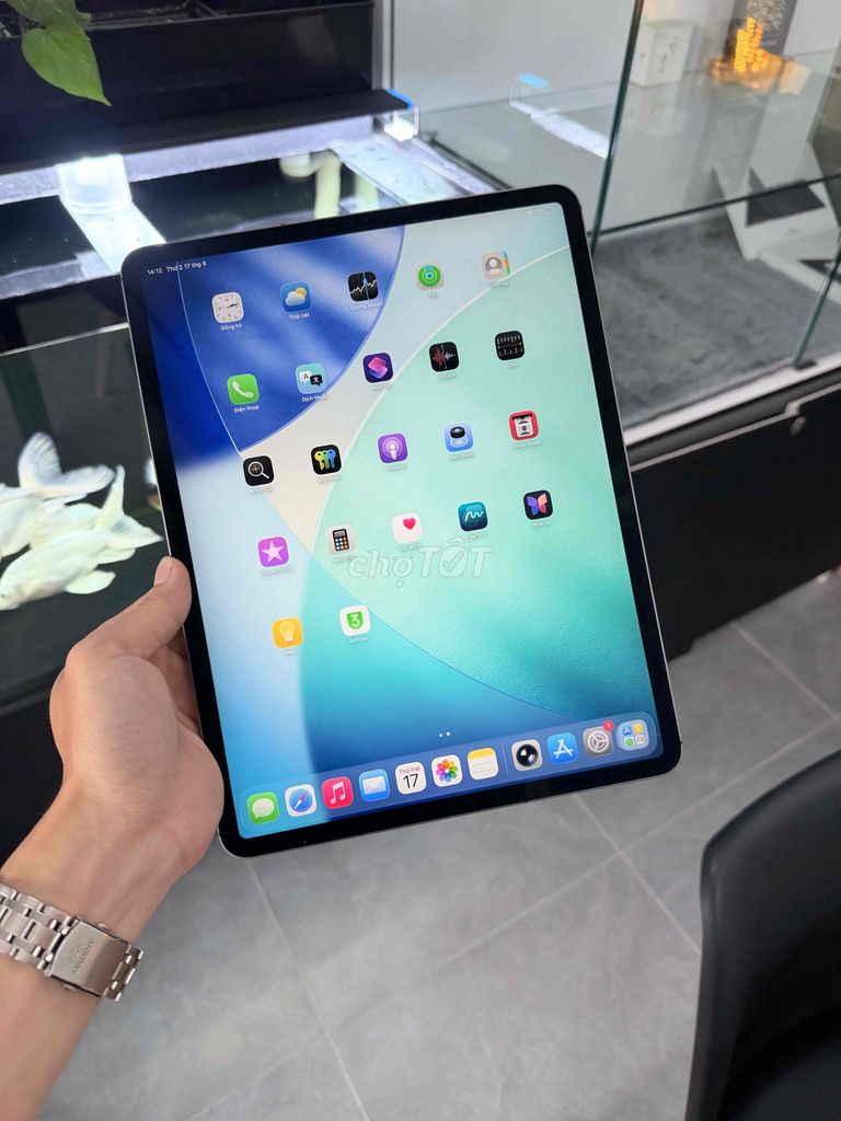 Pro 2020 12.9 inch  Wifi + 4G. Mua bán Máy tính bảng tại Quận 12 Tp Hồ Chí Minh được đăng bởi Đình Tuấn hình 1