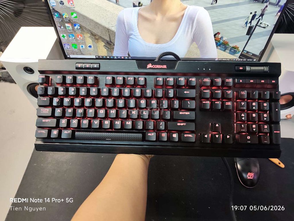 Bàn phím cơ Corsair K70 MK.2 Đen. Mua bán Phụ kiện (Màn hình, Chuột...) tại Quận 3 Tp Hồ Chí Minh được đăng bởi Tiến Nguyễn hình 1