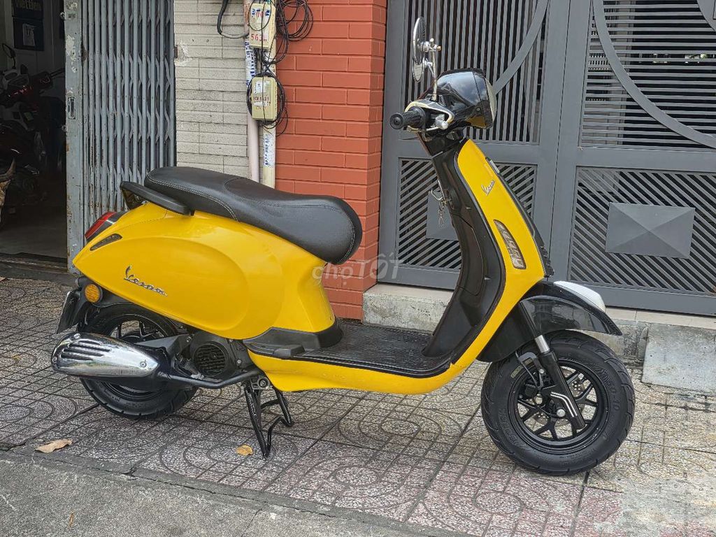 Скутер 50cc Detech Bossym 2022 Желтый. Городской номер