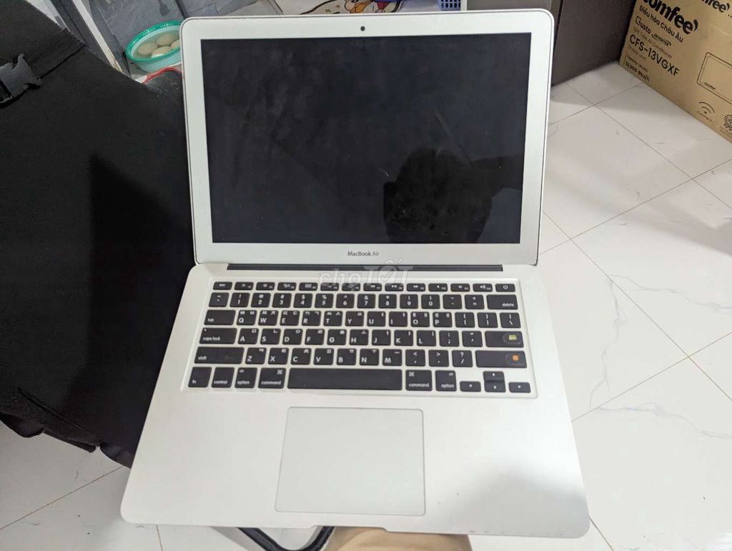 MacBook Air 2014 Hư màn hình. Mua bán Laptop tại Quận 7 Tp Hồ Chí Minh được đăng bởi Dun Can hình 1