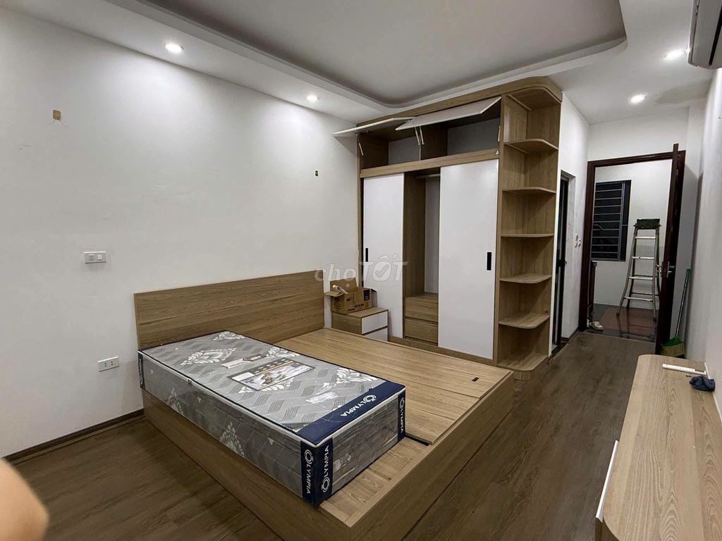 Дом 35 кв.м, 5 этажей, переулок 2 Quang Trung, Ha Dong