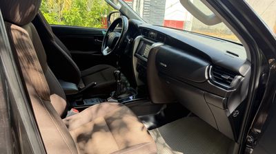 Toyota Fortuner 2019 2.4L Số sàn