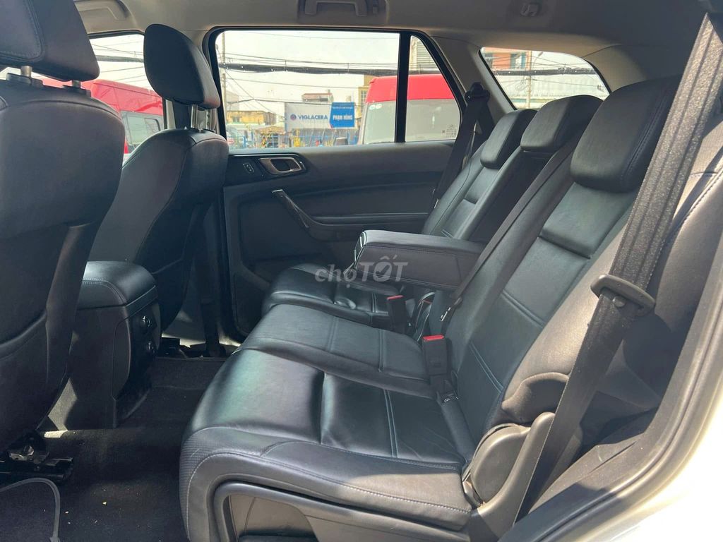 Ford Everest 2021 Sport 2.0L 4x2 AT - 87999 km. Mua bán Ô tô tại Quận Gò Vấp Tp Hồ Chí Minh được đăng bởi Đại Lý Xe FORD Chính Hãng hình 4