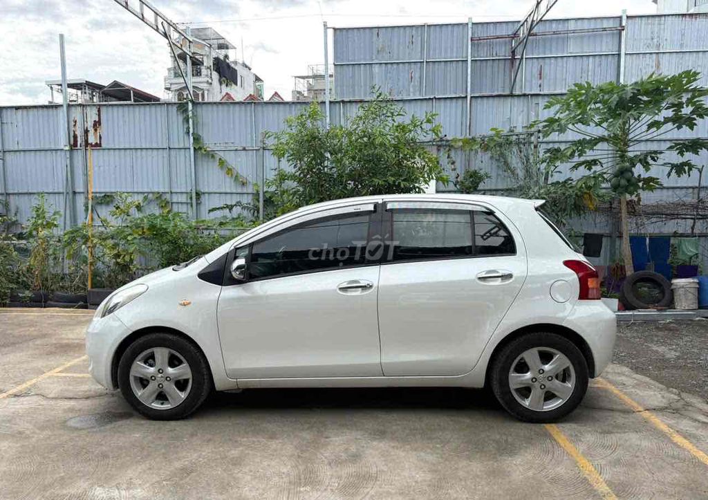 YARIS 1.3 2007 XE CHUẨN 13 vạn rất đẹp. Mua bán Ô tô tại Quận Bình Tân Tp Hồ Chí Minh được đăng bởi XUÂN DUY AUTO hình 4
