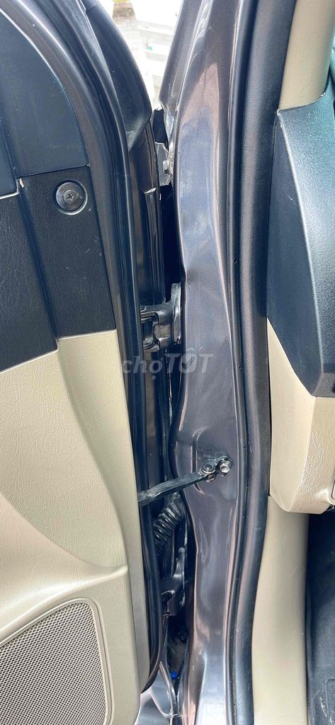 Toyota Fortuner 2016 2.7V 4x2 - 240000 km. Mua bán Ô tô tại Quận Ninh Kiều Cần Thơ được đăng bởi nguyen van tai hình 11