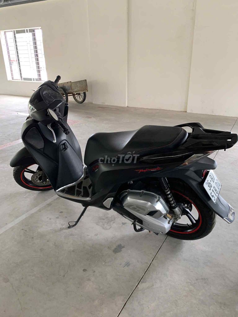 Cần bán xe đang sử dụng, mới chạy 3 vạn,. Mua bán Xe máy tại Thành phố Thanh Hóa Thanh Hóa được đăng bởi Tên chưa cung cấp hình 1