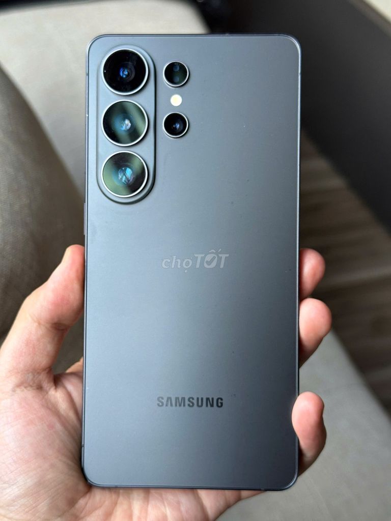 S26 Ultra đen 256GB likenew fullbox BH hãng 3/2027. Mua bán Điện thoại tại Thành phố Đà Lạt Lâm Đồng được đăng bởi Minh Nhật hình 1
