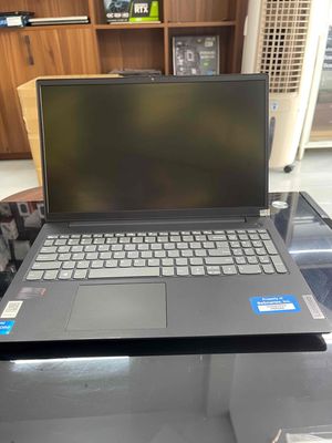 Lenovo V15:i5-1135H7/16G/256G/15.6”FHD. Mua bán Laptop tại Thành phố Qui Nhơn Bình Định được đăng bởi Vi Tính Lê Gia