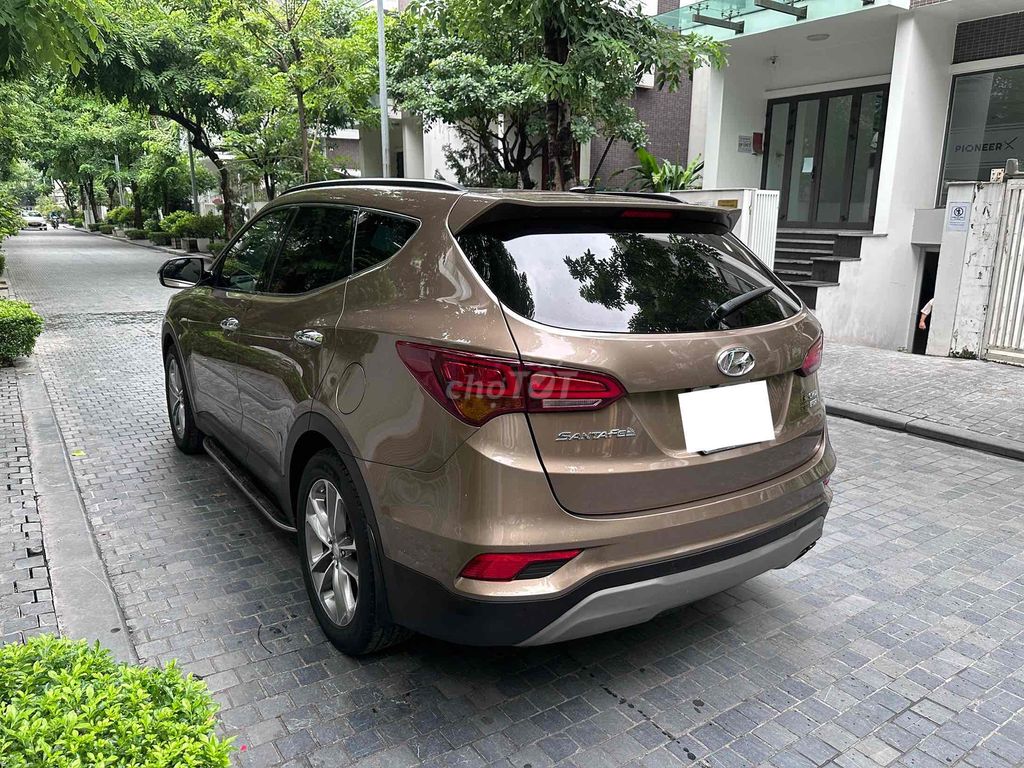 Hyundai Santa Fe 2018 2.4 AT 2WD - 92000 km. Mua bán Ô tô tại Quận Thanh Xuân Hà Nội được đăng bởi VIỆT NGUYÊN AUTO hình 12