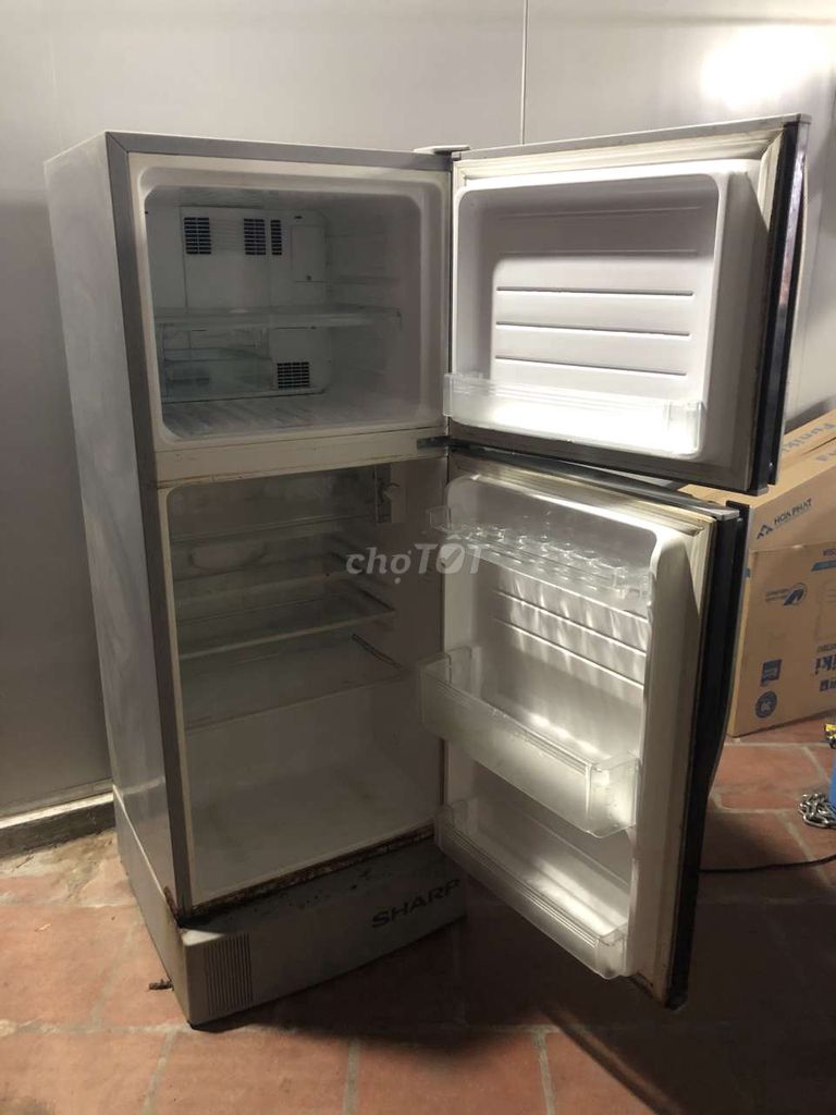 Tủ lạnh Shap 184 lít nhập Thái