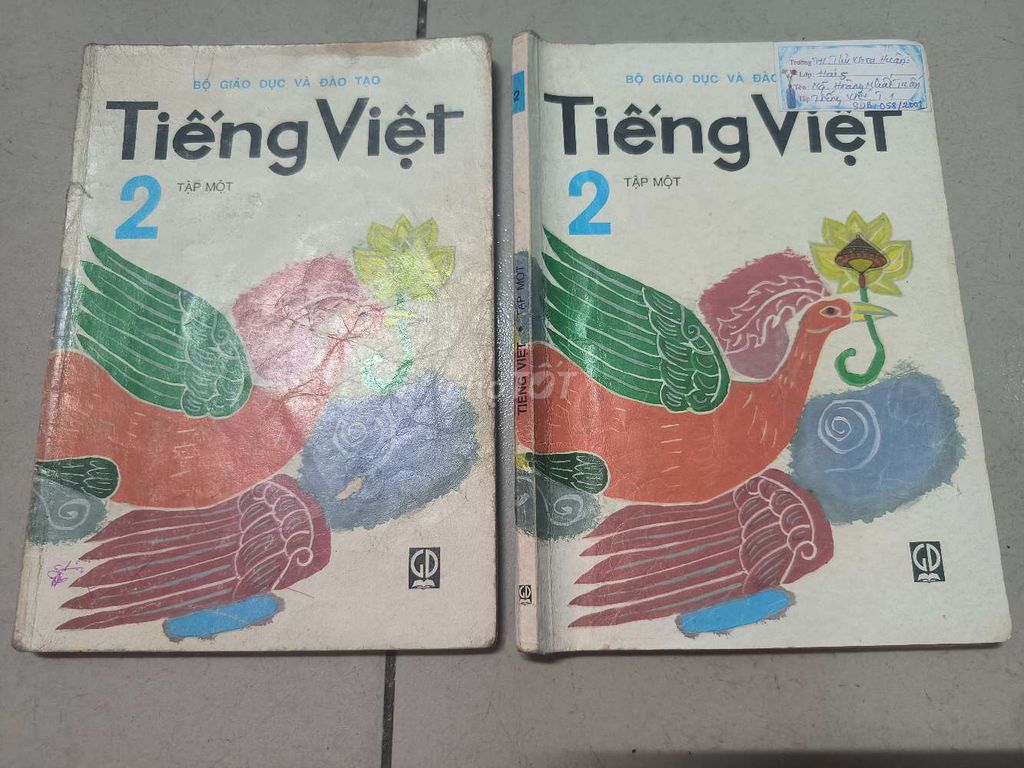 2 quyển tiếng việt xưa 9x