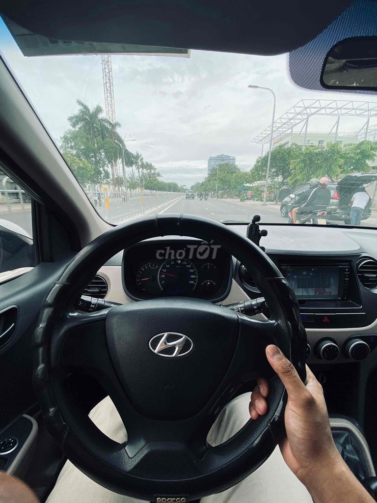 Hyundai Grand i10 2017 1.0 MT - 200000 km. Mua bán Ô tô tại Quận Tân Bình Tp Hồ Chí Minh được đăng bởi THÁI PARA hình 6