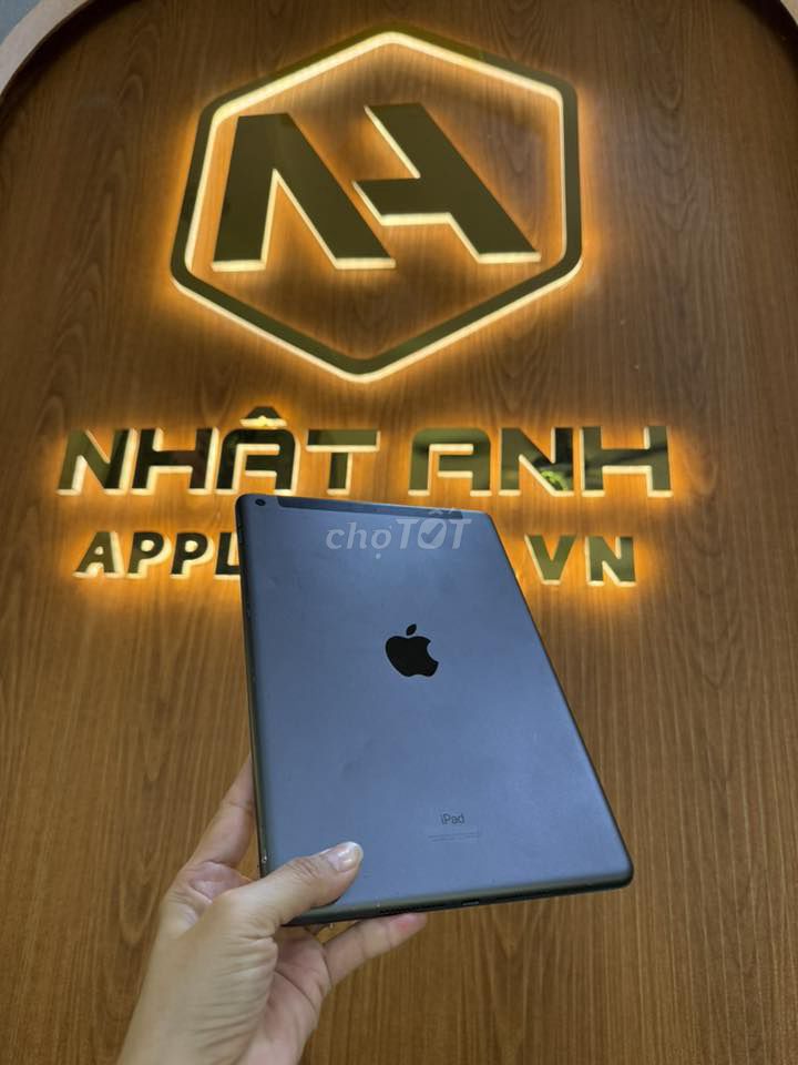 Apple iPad Gen 7 32GB Wifi + 4G Xám. Mua bán Máy tính bảng tại Quận Gò Vấp Tp Hồ Chí Minh được đăng bởi Nguyễn Thị Thu Hiền hình 1
