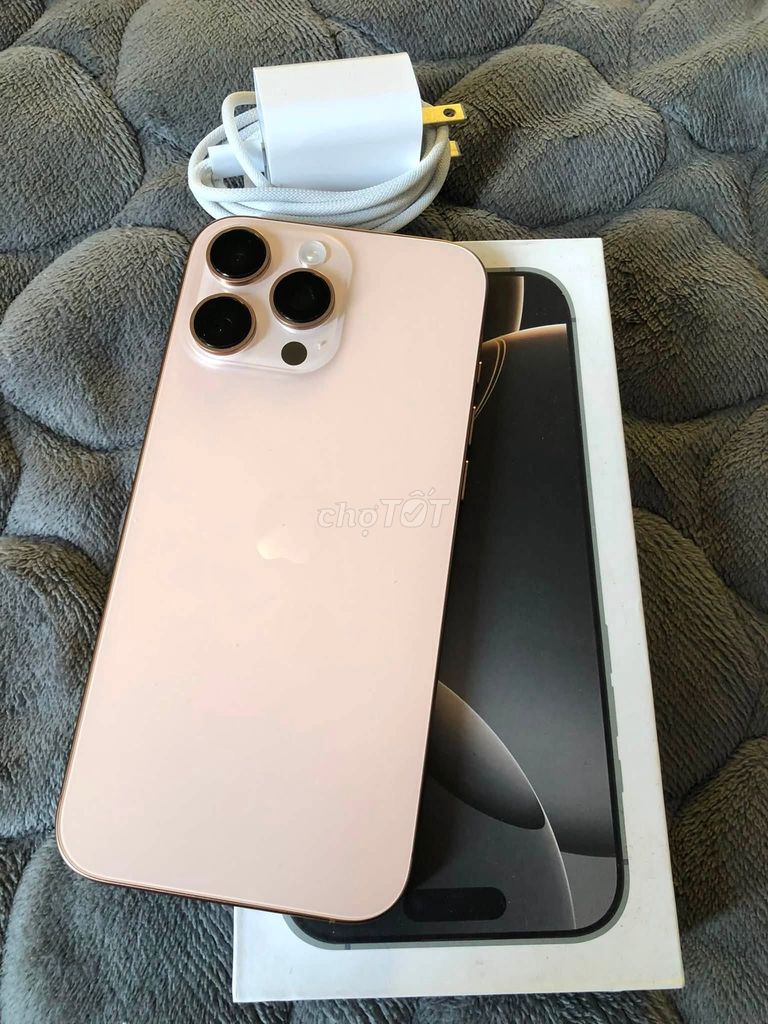 Apple iPhone 16 Pro Max 256GB Vàng hồng Quốc tế. Mua bán Điện thoại tại Quận 1 Tp Hồ Chí Minh được đăng bởi Hội Đồ Điện Tử hình 1
