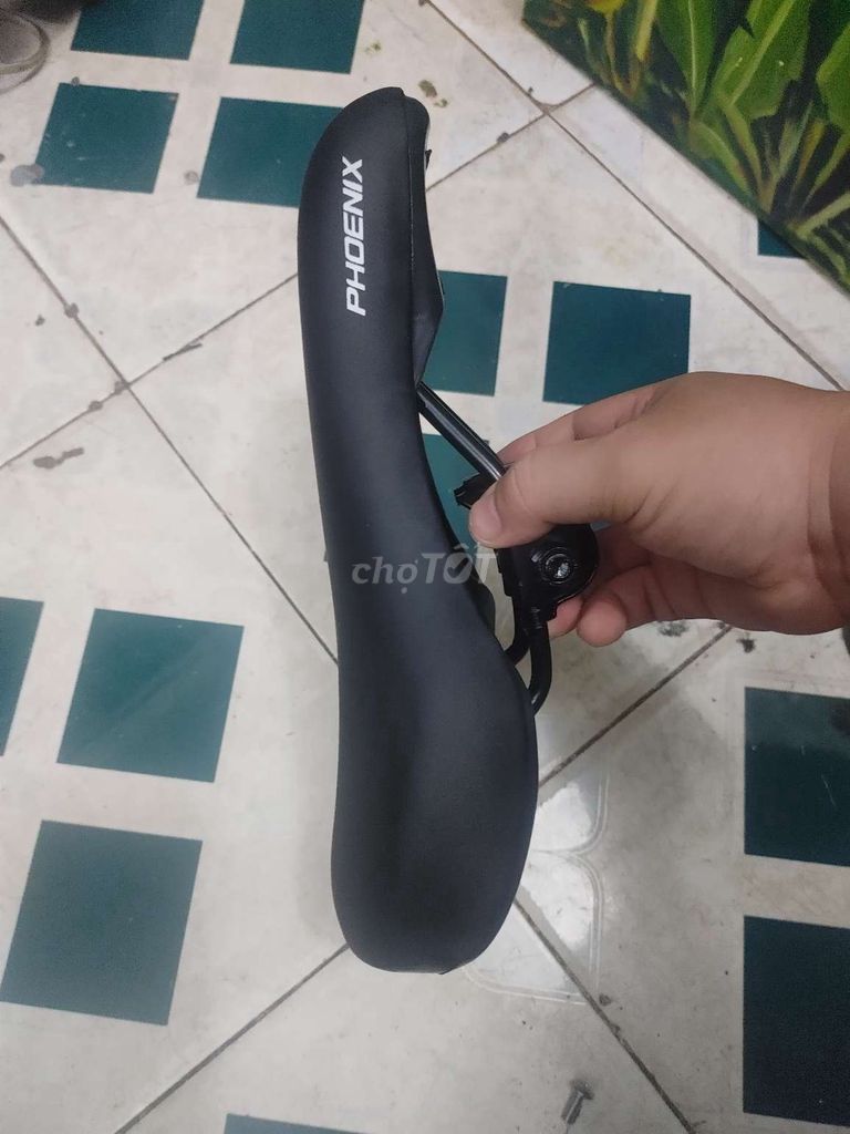 Yên xe địa hình Phoenix đệm êm. Mua bán Phụ tùng xe tại Quận Tây Hồ Hà Nội được đăng bởi Vũ Bắc hình 5