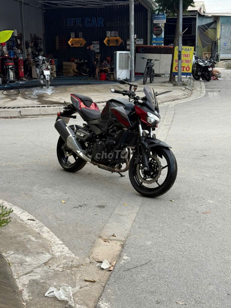 Kawasaki Z400 2022 có trả góp trao đổi ✅. Mua bán Xe máy tại Quận Hoàng Mai Hà Nội được đăng bởi Phú Lý hình 5