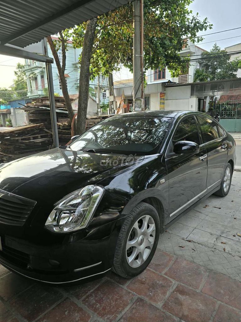 Nissan Bluebird 2009 photo 3